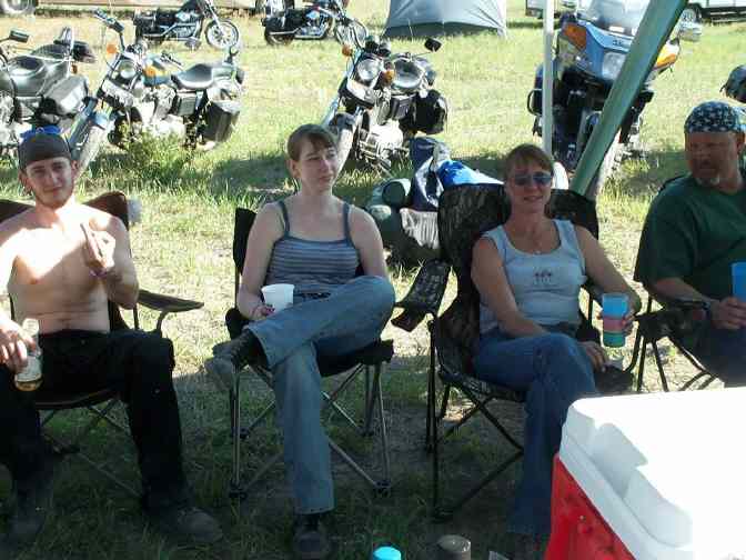 Party_time_03_fossil_2003.JPG